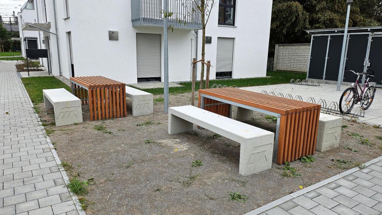 Apartment Kueche Arbeitsplatz Netflix Wlan Barrierefrei Augsburg Kültér fotó